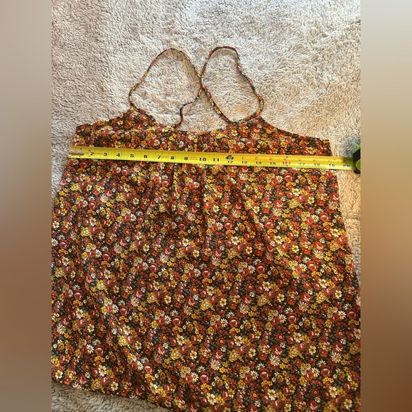 New York & Company Flower Summer Top, Size Medium - Picture 2 of 7